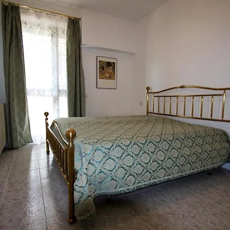 Castel Di Sangro: Giovane E Comodo! カステル・ディ・サングロ